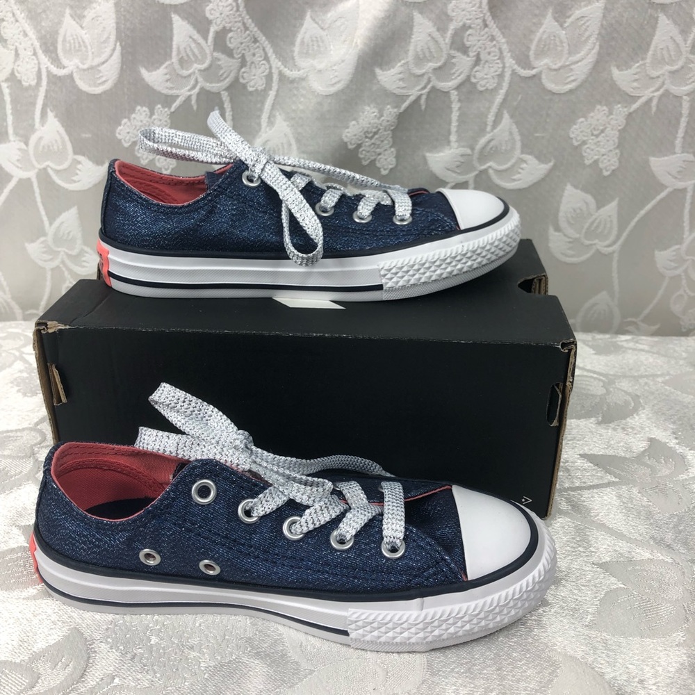 All star Converse Size 13. For Girls. NWT. - Picture 4 of 7